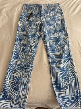 Vineyard Vines Sz 31 High Rise Straight Crop White and Blue Palm-Leaf Print